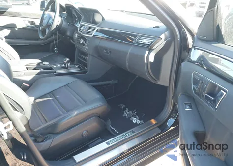 2010 Mercedes-Benz E 63 Amg z USA, uszkodzony, nr VIN WDDHF7HB0AA151258